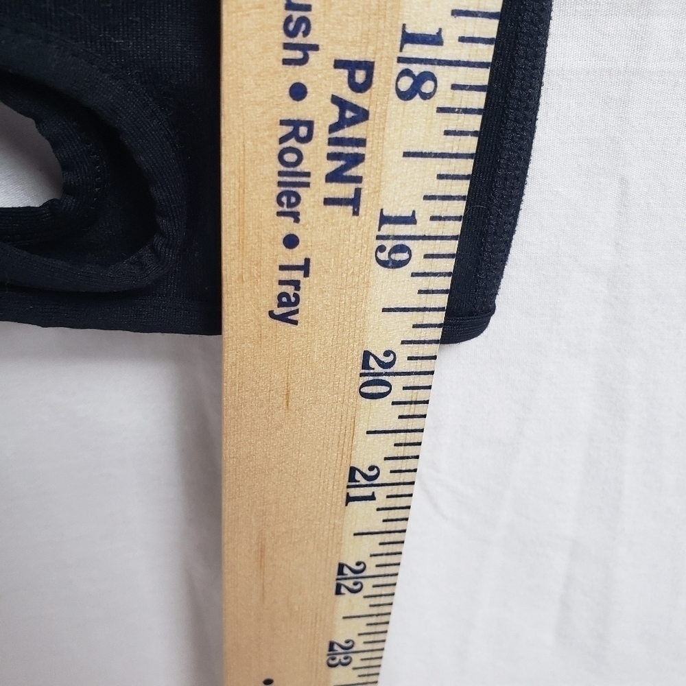 Fabletics Black Crop Leggings Sz M - Picture 4 of 6